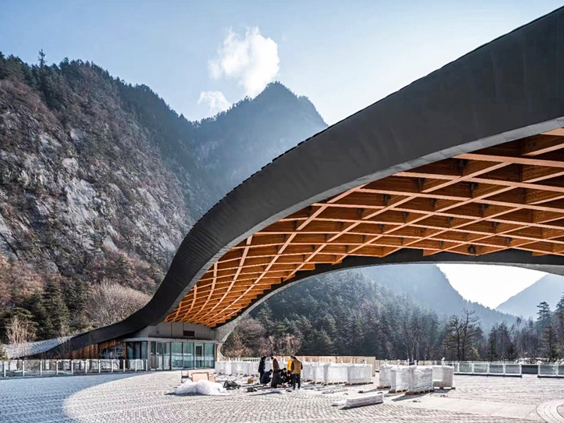 Trestrukturservicefasiliteter for turister i Jiuzhaigou